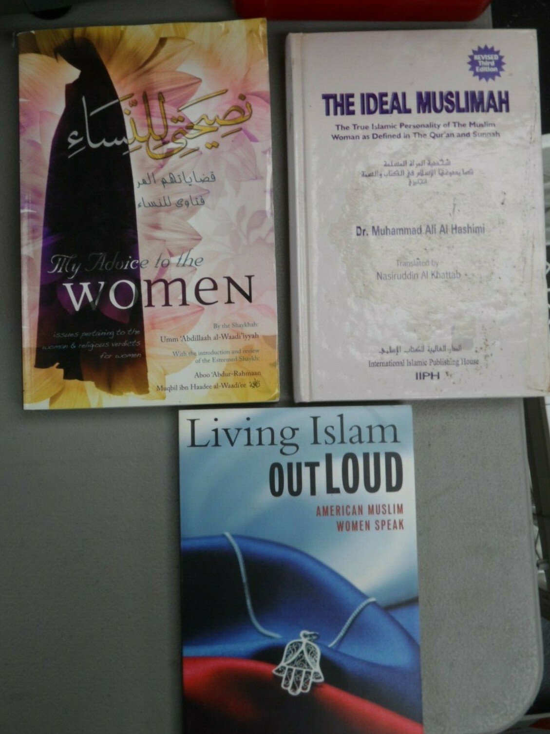 Islam Religion Book 3 Book Lot The advice to women mulsimah B37