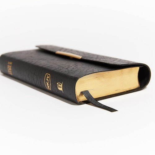 NKJV Checkbook Bible: Black Bonded Leather Snap Flap, Compact Travel Size