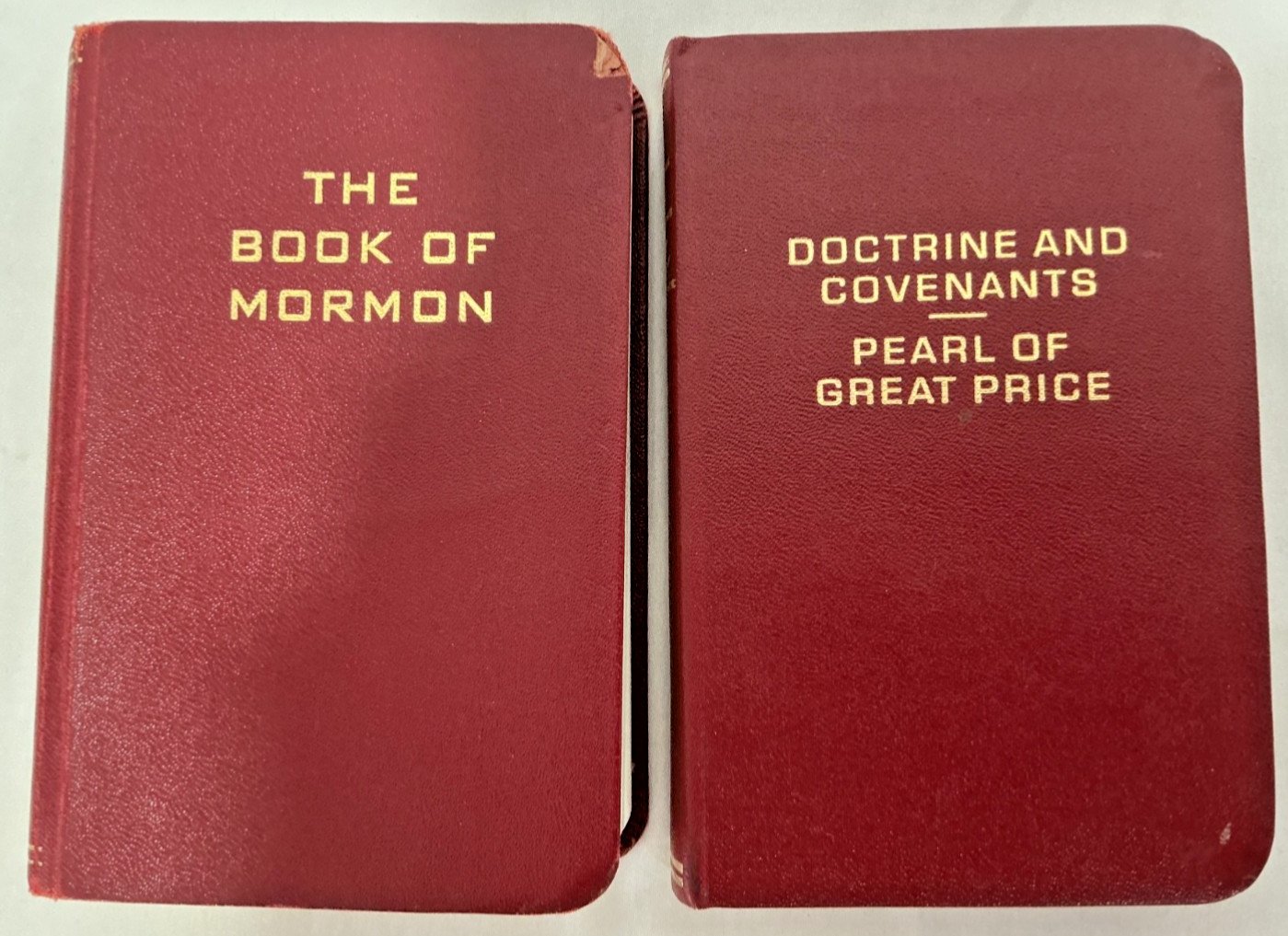 Lot of 2 – 1966 The Book Of Mormon & 1949 Doctrine And Covenants Pocket Editions