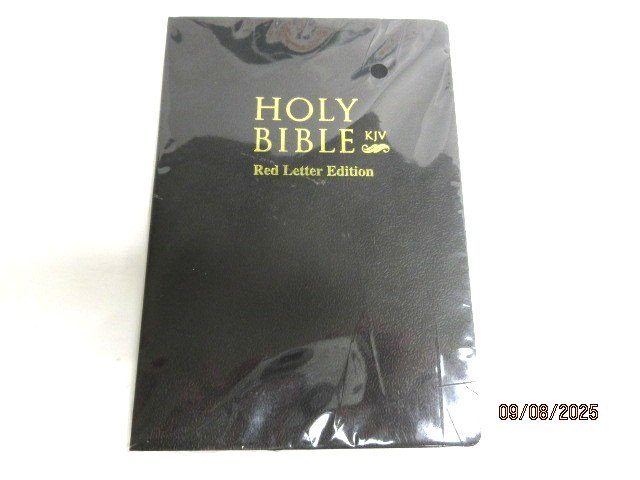 HOLY BIBLE , KJV RED LETTER EDITION , SOFT BOUND COPY , 7-1/2″ x 5-1/4″ , NEW